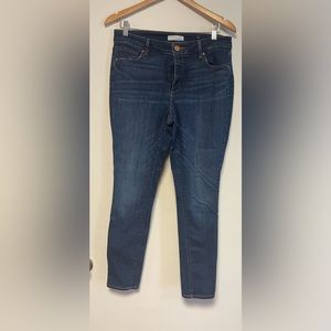 Loft Curvy Skinny Jeans.  Size 10.